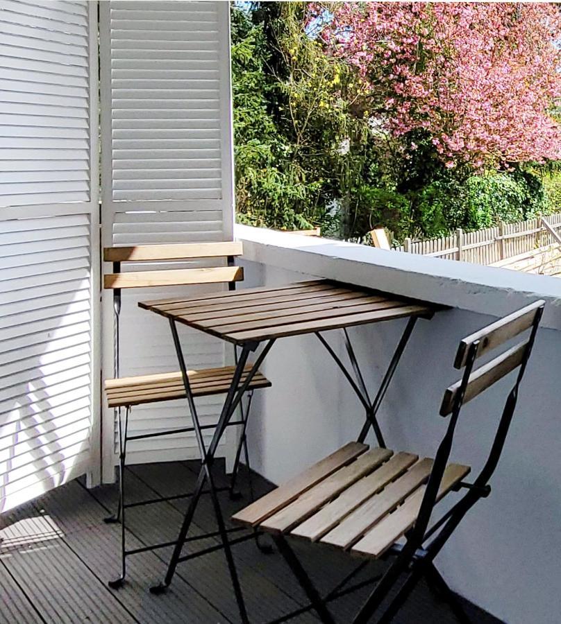 Apartment Suedwind - Beautiful Premium Apartment With 2 Bedrooms Near Rhine Falls & Zurich Airport In Klettgau Weisweil  Екстер'єр фото