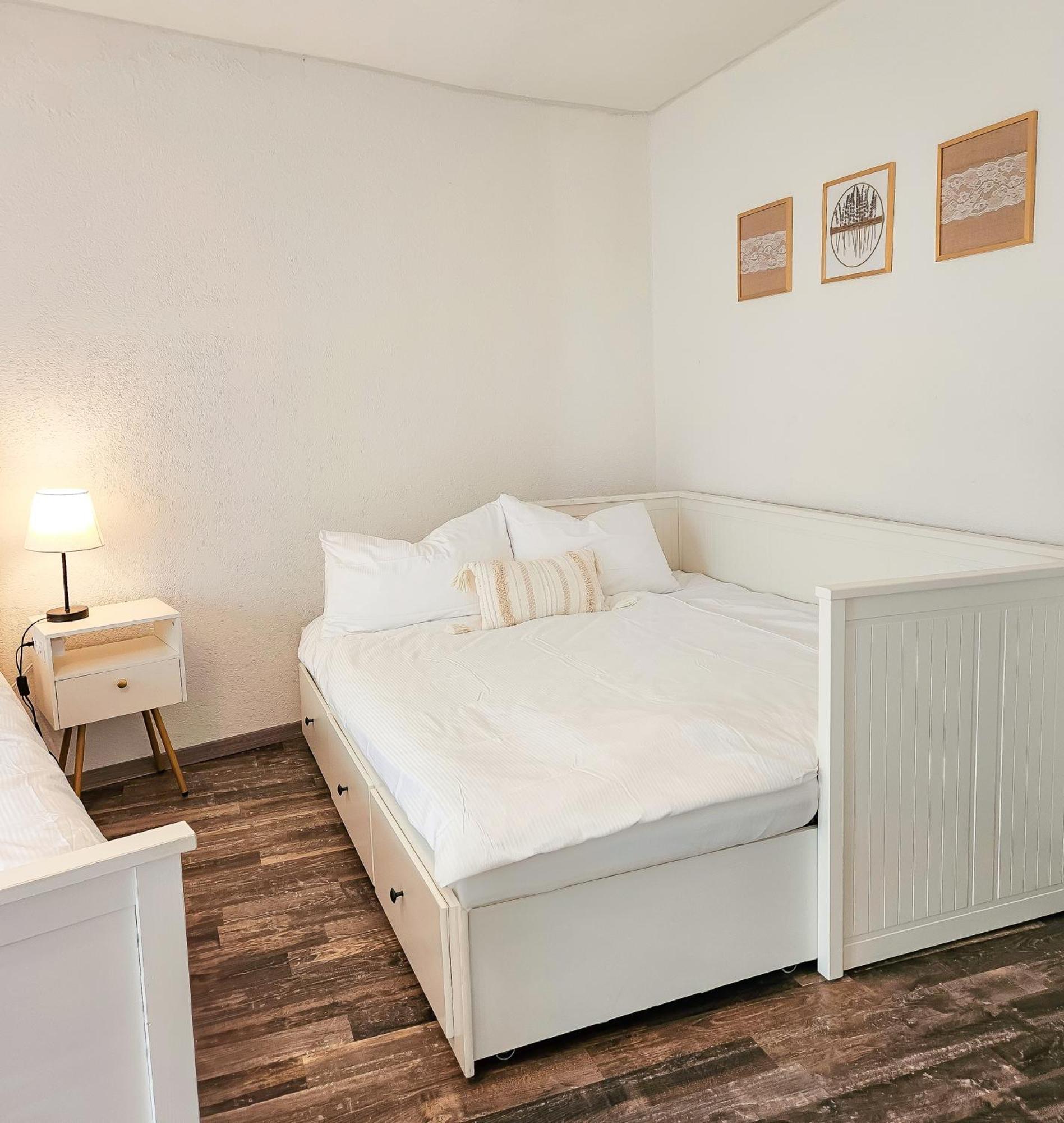 Apartment Suedwind - Beautiful Premium Apartment With 2 Bedrooms Near Rhine Falls & Zurich Airport In Klettgau Weisweil  Екстер'єр фото